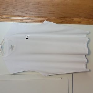 Men's Under Armour sleeveless shirt